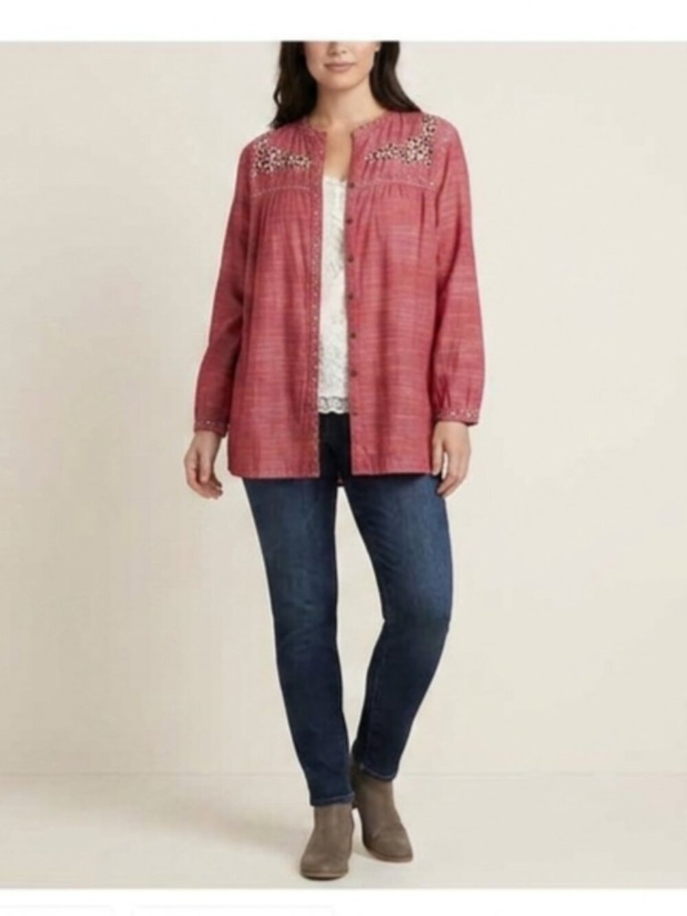 St John's Bay Women's Size M Red Floral Embroidered 3/4 Sleeve Button Down Top